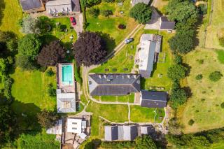 Torridge House Cottages - 9