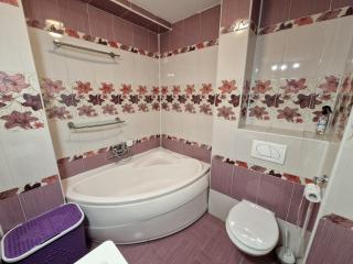 Riverside Central Apartment - 3