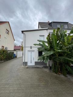 Asiatisches Landhaus Pension - 1