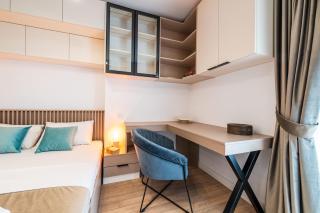 Urban Canvas Retreat - 2BR Apartment with Balcony - 4