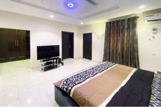 5 Bed Penthouse Sleeps 10 - All Ensuite - Garden - 6