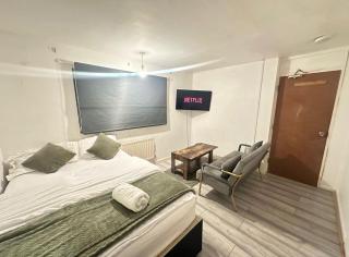 Spacious Double Room By Town Centre - 1