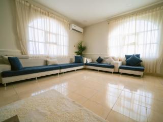 Hideout Farmhouse - By Seven Elements - 4