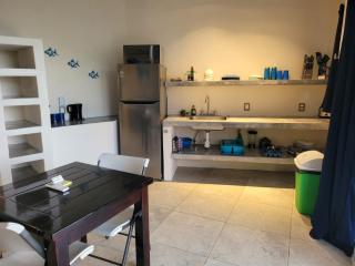 Casablanca Guest House - Adults Only - Starlink Internet! - 6