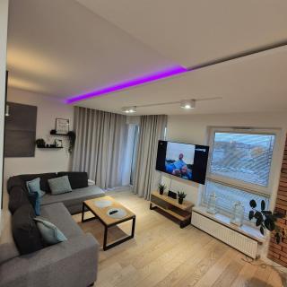 APATRAMET Królowej Jadwigi 12A - 0