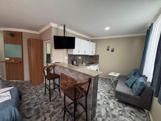 ERSOY EGE APART OTEL - 1