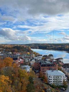 Eagles Nest, A Guest Suite by the lake - 3