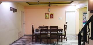 Dev's Penthouse Home Stay - 8