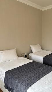 The N1 Farm Place - 4