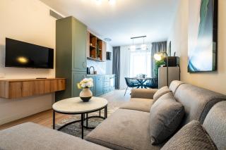 Urban Green Haven - 1BR Apartment with Balcony - 0