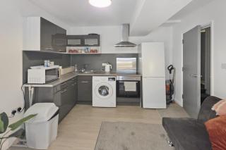 Cosy 1 Bedroom Flat Sleeps 2 Free Wi-Fi - 3