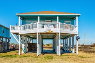 Stunning Beachfront Dog Friendly Sleeps 8 - 7