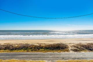 Stunning Beachfront Dog Friendly Sleeps 8 - 6