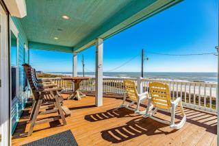 Stunning Beachfront Dog Friendly Sleeps 8 - 4