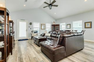 Prime Steps to Beach Large Deck Pet Friendly - 4