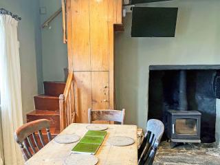 3 Legged Duck Cottage - 9