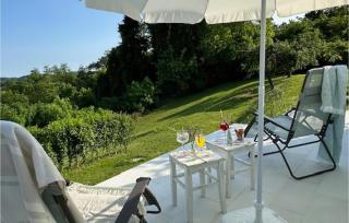 Amazing Apartment In Pologi - 6