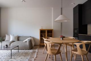 Crest Chalet Ski-in Ski-out by Aavalevi - 4