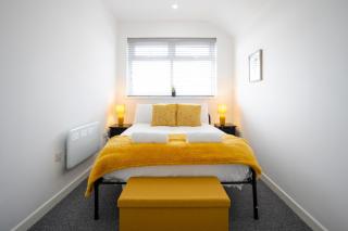 Bespoke Apartments Near Cardiff City Centre Free Parking - 9