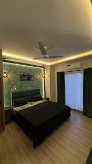 1 bed full apartment self check in - 4