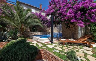 Beautiful Home In Sutivan - 2