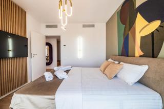 Purple Gem - 2BR Apartment with Great City View - 2