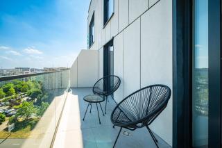 Panoramic Penthouse Views - Cozy 2BR Retreat - 1