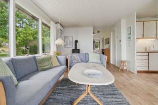 Cozy House With Sea View And Beautiful Location - 4