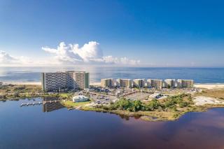 A Wave From It All at Pinnacle Port - 6