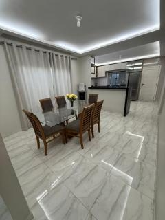 Casa de 4 Quartos - 2 suites - 0