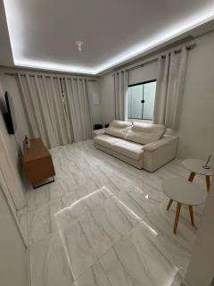 Casa de 4 Quartos - 2 suites - 4