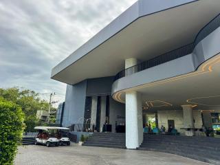 Luxury 5-star Duplex in La Vita Sea View - 6