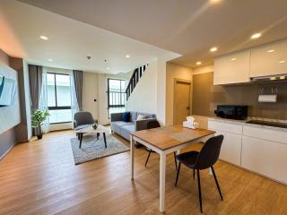 Luxury 5-star Duplex in La Vita Sea View - 3