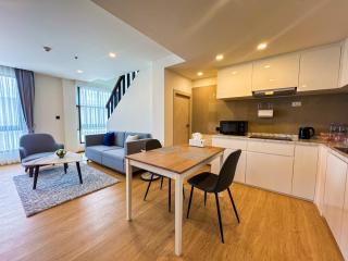 Luxury 5-star Duplex in La Vita Sea View - 4