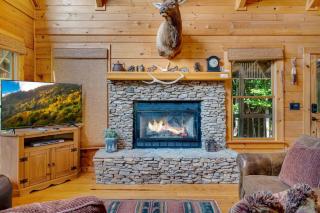 Mountain Cabin Escape Views Games & Relaxation - Kyle - 7