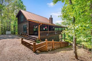 Mountain Cabin Escape Views Games & Relaxation - Kyle - 2