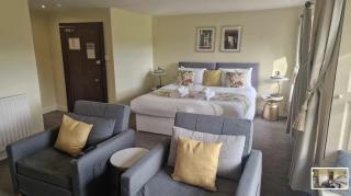 Lovelady Shield House - 4