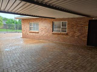 Nombango Guest House - 5