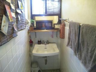 Okinawa Motobu Guest House - 1