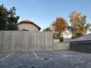 LuxStay Apartments APT4 - Private Parking, Balcony - 1