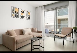 Desert Chill suite - by DESERT 360 - 2