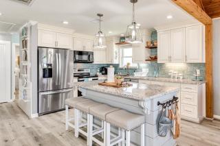 Ultimate Beachfront Large Deck Pet Paradise - 7