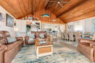 Ultimate Beachfront Large Deck Pet Paradise - 4