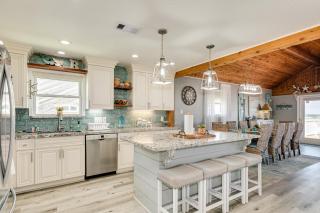 Ultimate Beachfront Large Deck Pet Paradise - 3