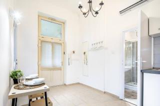 Budapest Central Pluto - 8