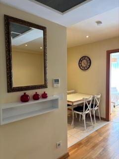 Taksim'de 2 yatak odalı daire, güvenlik, havuz, spa, otopark - 8