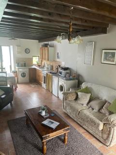 Les Gites de Montinazeau - 3 adjoining gites set in quiet and beautiful countryside with free Wi-Fi - 7