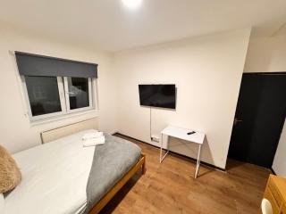 Room in Central London Steps from Euston - 8