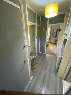 18K HOME FROM HOME - 7