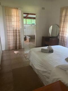 Proudly Okavango self-catering Burnside - 4